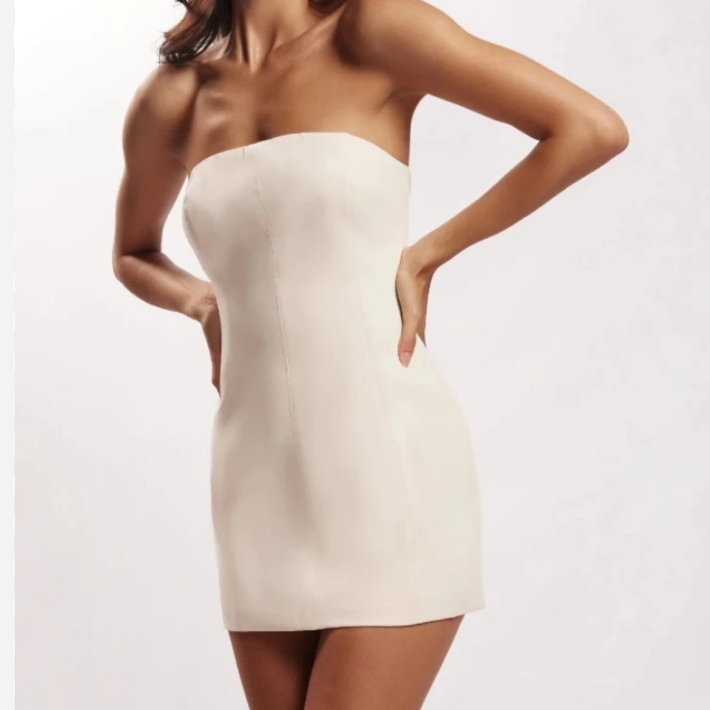 Meshki Elegant Cream Strapless Dress